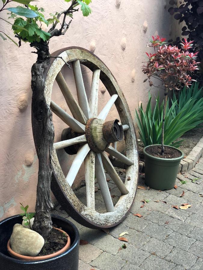 Hotel Restaurant Goldenes Ross Gollheim Kültér fotó